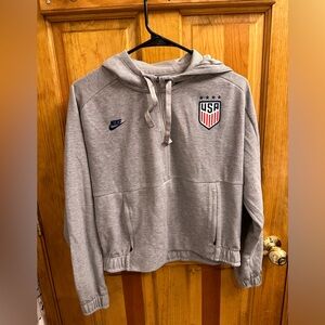 Nike USA cropped sweatshirt